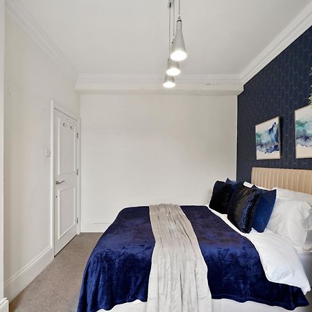 דירות Delightful Flat In London - Sleeps 6 מראה חיצוני תמונה