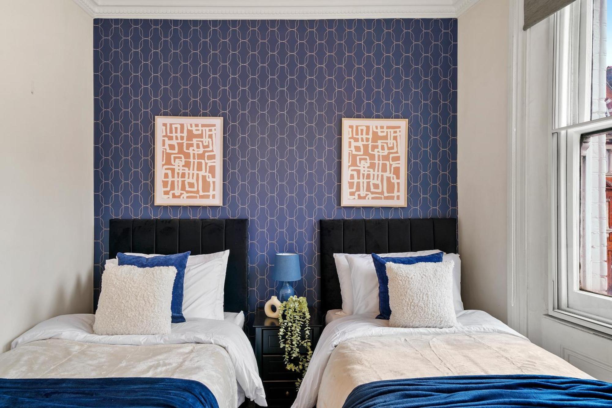 דירות Delightful Flat In London - Sleeps 6 מראה חיצוני תמונה